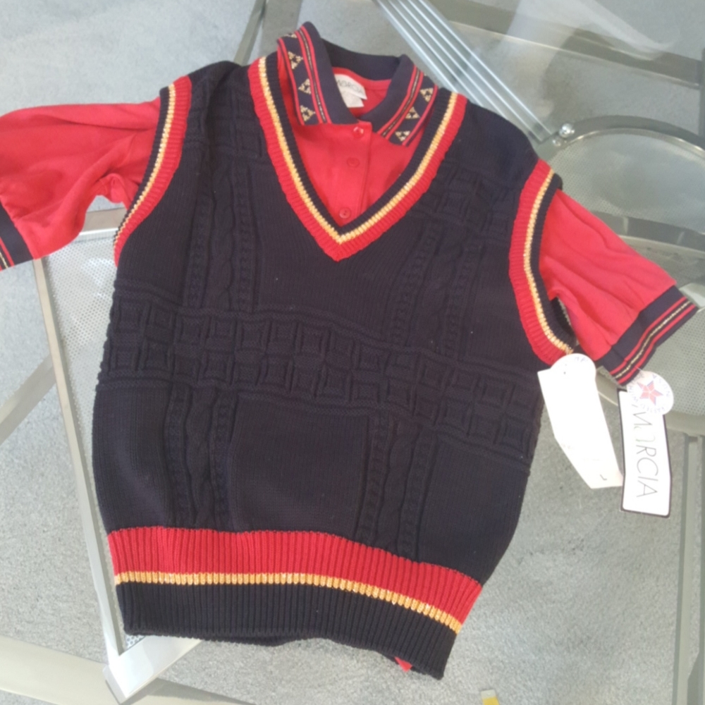 Marcia. Golf polo & vest combo.